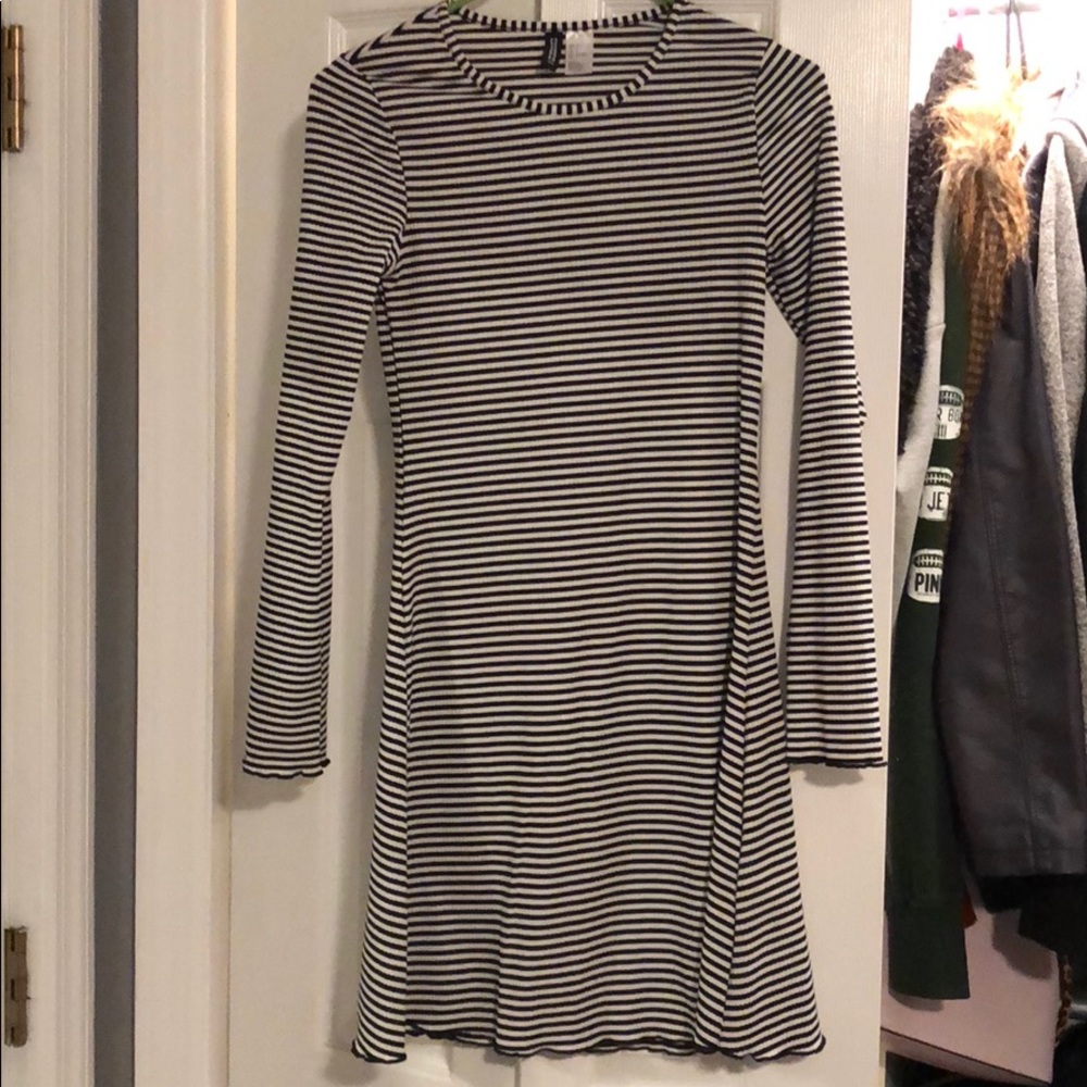 Black and white stripped dress